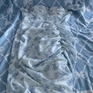 Chic Strapless Floral Dress in Light Blue